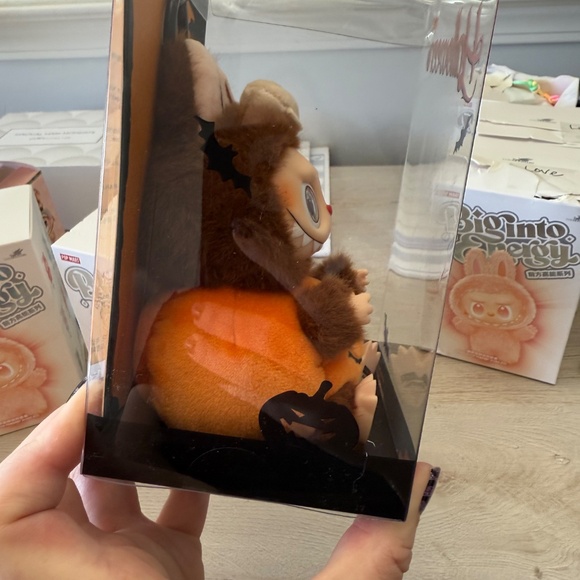 Pop Mart The Monsters Halloween Pumpkin! Authentic US seller - Picture 3 of 5